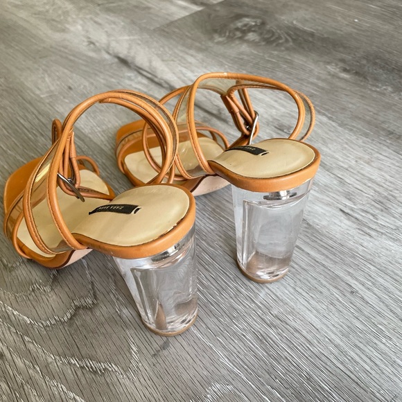 *SOLD* ZARA CLEAR VINYL TRANSPARENT STRAPPY HIGH HEELS with Tan Beige Trim - Picture 8 of 13